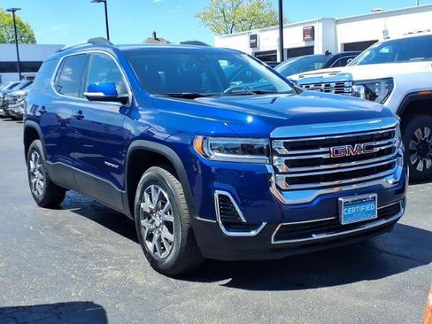 Used 2023 GMC Acadia SLE w/ Driver Convenience Package AWD/4WD image 3