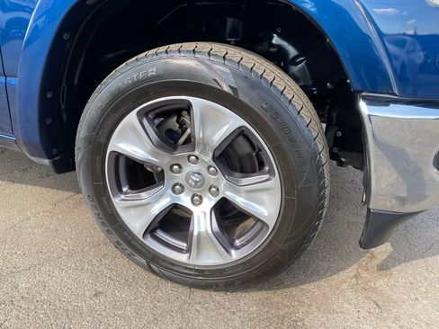 Used 2019 RAM 1500 Laramie AWD/4WD image 30