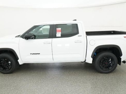 New 2026 Toyota Tundra Limited AWD/4WD image 3