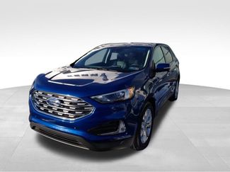 Used 2024 Ford Edge Titanium video 2