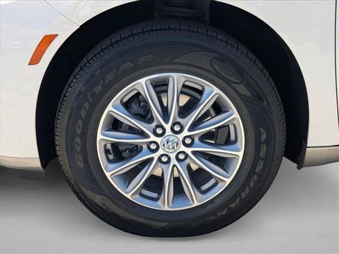 Used 2024 Buick Enclave Premium FWD image 26