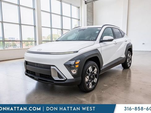 Used 2025 Hyundai Kona SEL AWD/4WD image 21