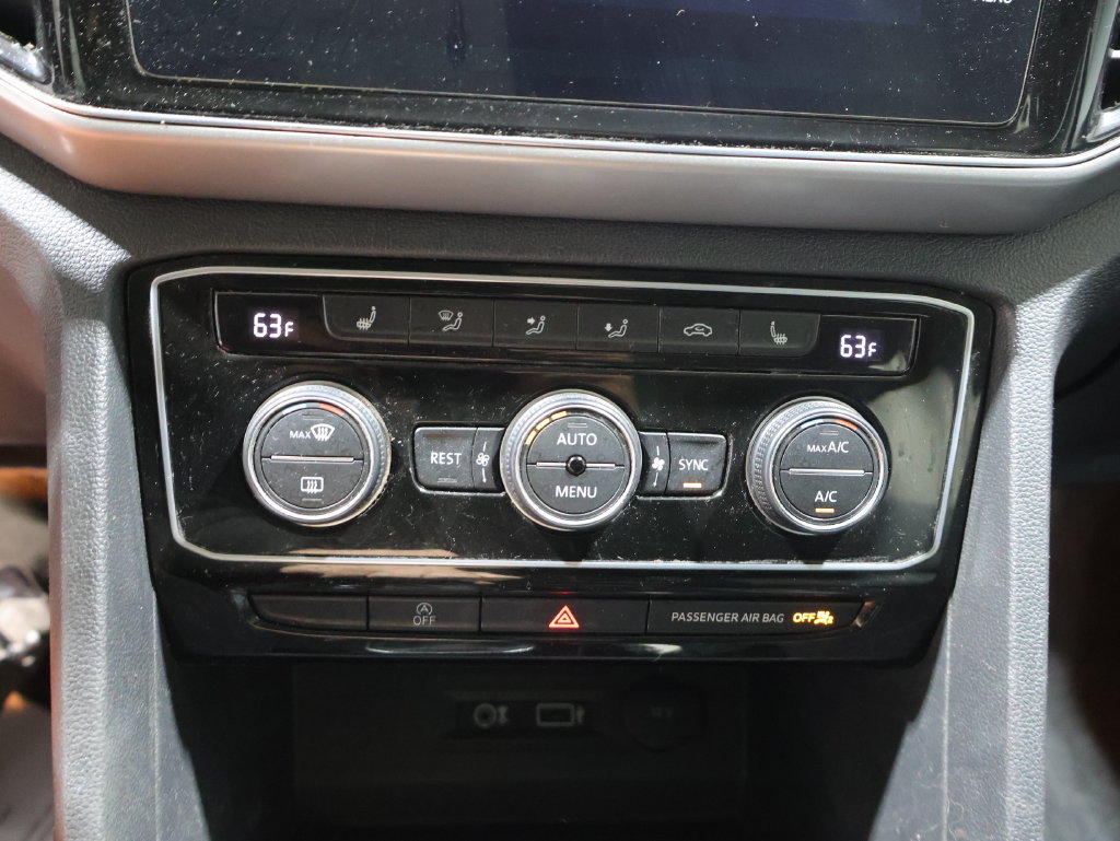 Used 2018 Volkswagen Atlas SEL AWD/4WD image 26
