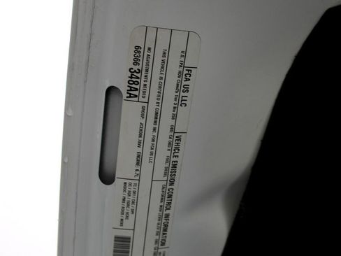 Used 2018 RAM 2500 Laramie w/ Convenience Group image 40