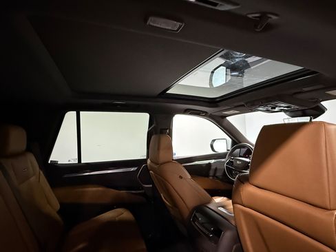 Used 2025 Cadillac Escalade Premium Luxury w/ Touring Package AWD/4WD image 58