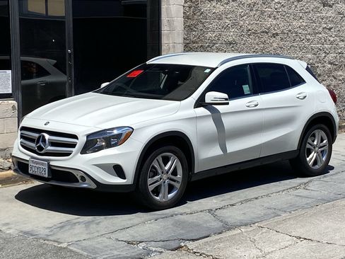 Used 2016 Mercedes-Benz GLA 250 image 2