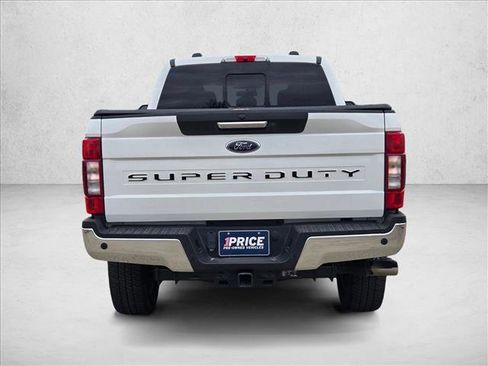 Used 2020 Ford F250 Lariat w/ Chrome Package image 6