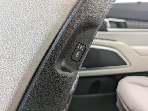 New 2025 Kia Telluride EX image 34