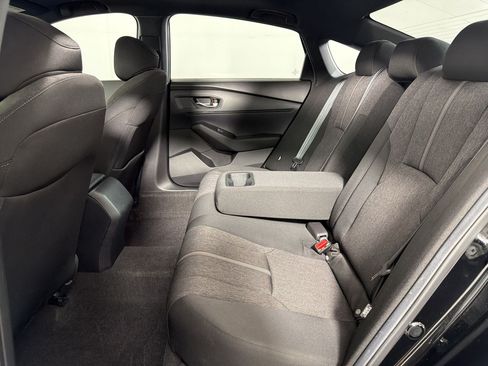 Used 2024 Honda Accord Sport image 15