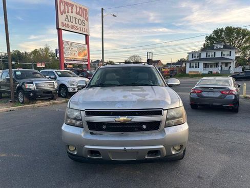 Used 2007 Chevrolet Avalanche LTZ w/ LTZ Preferred Equipment Group image 3