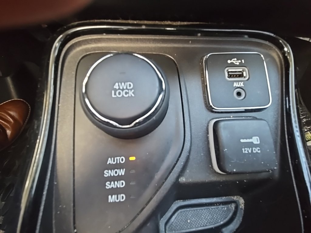 Used 2019 Jeep Compass Limited AWD/4WD image 22