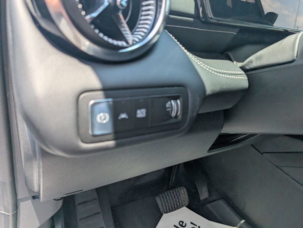 New 2025 Chevrolet Blazer EV LT AWD/4WD image 16