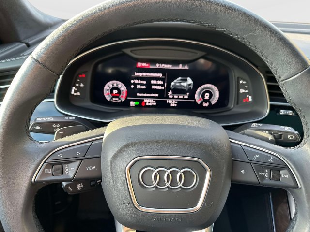 Used 2023 Audi Q8 Prestige AWD/4WD image 25