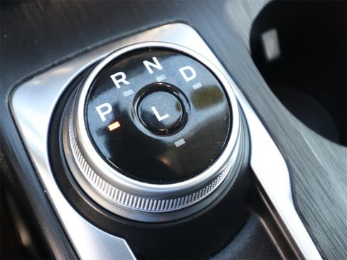 Certified 2022 Ford Escape SE w/ SE Sport Appearance Package image 19