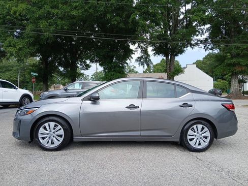 Used 2024 Nissan Sentra S FWD image 1