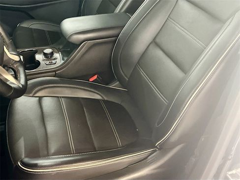 Used 2023 GMC Acadia Denali w/ Denali Technology Package image 20