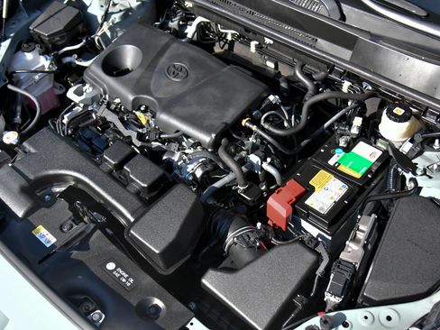 Used 2023 Toyota RAV4 XLE Premium FWD image 49