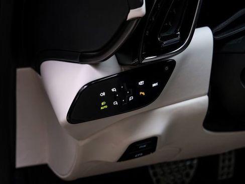 Used 2025 Ferrari Roma Spider image 67