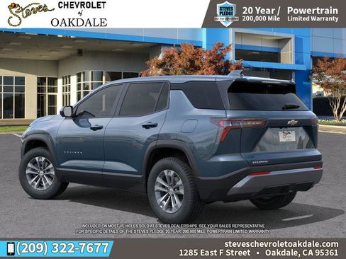New 2026 Chevrolet Equinox LT w/ Safety and Technology Package FWD image 3