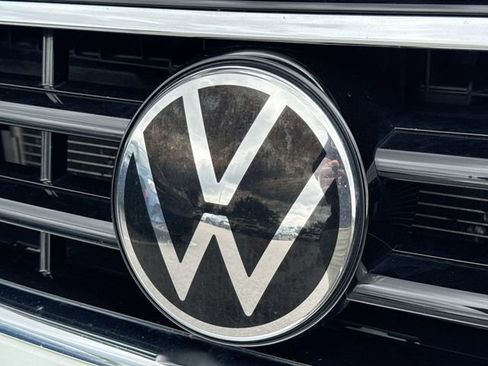 Used 2022 Volkswagen Tiguan SE R-Line AWD/4WD image 31