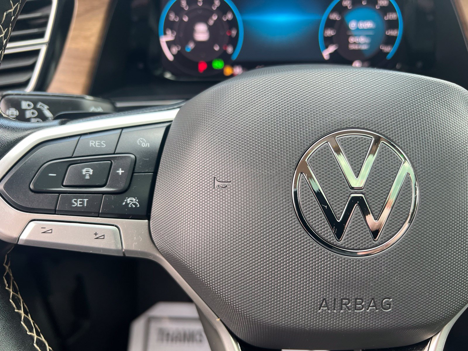 Used 2024 Volkswagen Atlas SE w/ Panoramic Sunroof Package AWD/4WD image 25