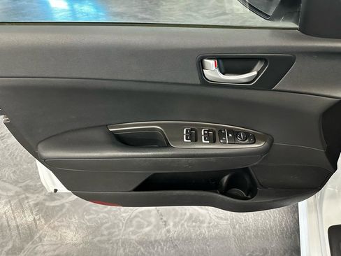 Used 2018 Kia Optima S w/ Panoramic Sunroof Package FWD image 9