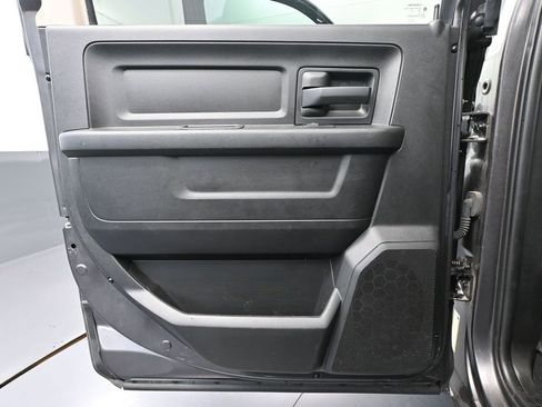 Used 2019 RAM 1500 ST w/ SXT Plus Group AWD/4WD image 33