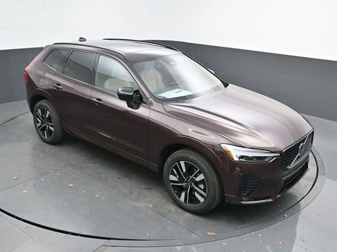 New 2026 Volvo XC60 B5 Core w/ Climate Package AWD/4WD image 28