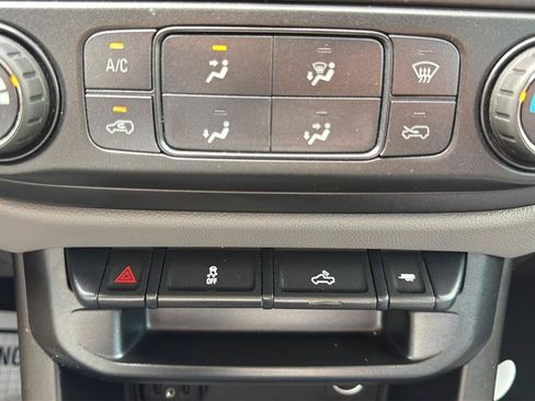 Used 2019 Chevrolet Colorado W/T w/ Custom Special Edition AWD/4WD image 26