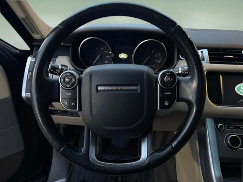 Used 2014 Land Rover Range Rover Sport HSE image 12