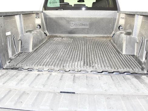 Used 2025 GMC Sierra 1500 SLT AWD/4WD image 53