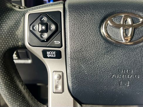 Used 2019 Toyota 4Runner SR5 RWD image 17