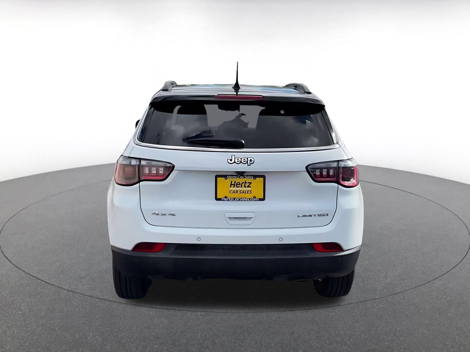 Used 2025 Jeep Compass Limited AWD/4WD image 12