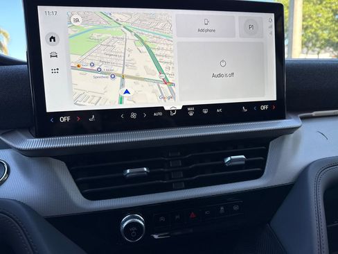 New 2026 Ford Explorer Active image 10