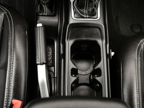 Used 2021 Jeep Wrangler Unlimited Sahara image 28