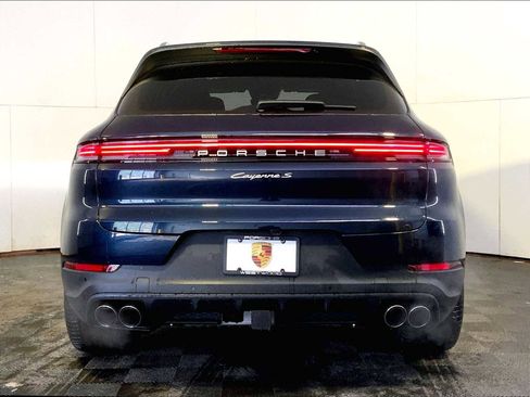 Used 2026 Porsche Cayenne S AWD/4WD image 6