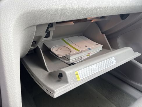 Used 2014 Volkswagen Passat 1.8T SE image 38