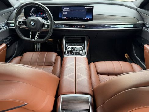Certified 2024 BMW 760i xDrive AWD/4WD image 14