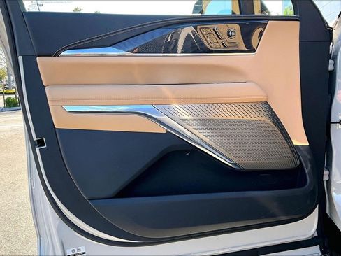 New 2026 Cadillac Escalade IQL Sport 2 AWD/4WD image 11