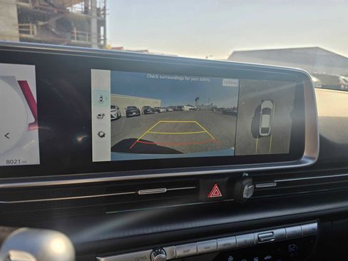 Used 2024 Hyundai Ioniq 6 Limited image 29