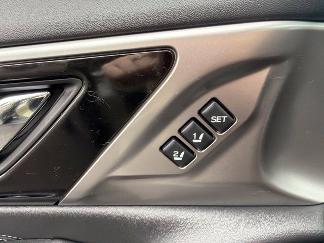 Used 2021 Subaru Outback Limited AWD/4WD image 17