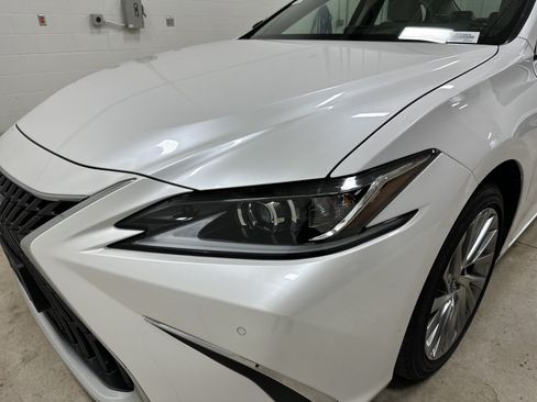 Used 2023 Lexus ES 350 w/ Accessory Package (Z2) FWD image 6