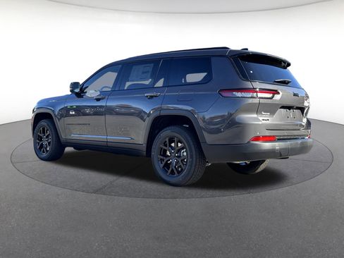 New 2025 Jeep Grand Cherokee L Altitude image 3