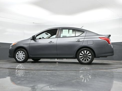 Used 2019 Nissan Versa SV FWD image 46