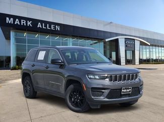 Used 2024 Jeep Grand Cherokee Laredo RWD video 1