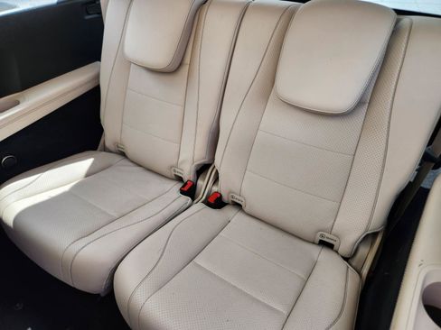 Used 2021 Mercedes-Benz GLS 450 4MATIC image 31