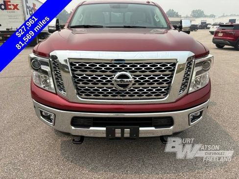 Used 2018 Nissan Titan SL w/ Texas Titan Edition AWD/4WD image 10