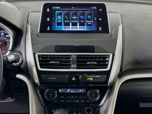 Used 2018 Mitsubishi Eclipse Cross SE image 23