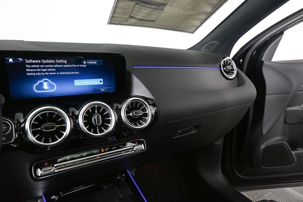 Used 2026 Mercedes-Benz GLA 250 image 13