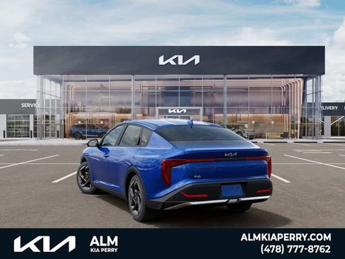 New 2026 Kia K4 EX FWD image 4